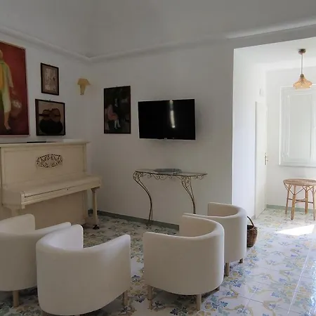 بيت ضيافة Villino Campagna